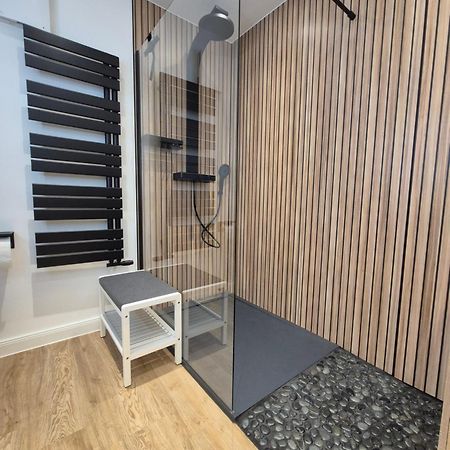 Tolle 125M² Erdgeschosswohnung Im Einzelhaus Кальтенкирхен Экстерьер фото