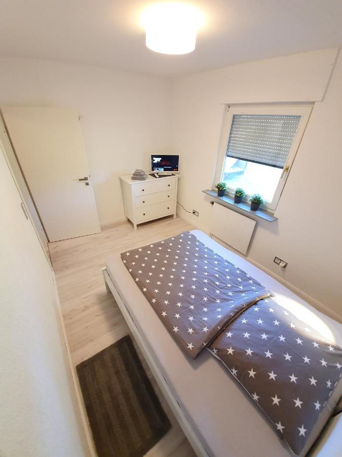 Tolle 125M² Erdgeschosswohnung Im Einzelhaus Кальтенкирхен Экстерьер фото