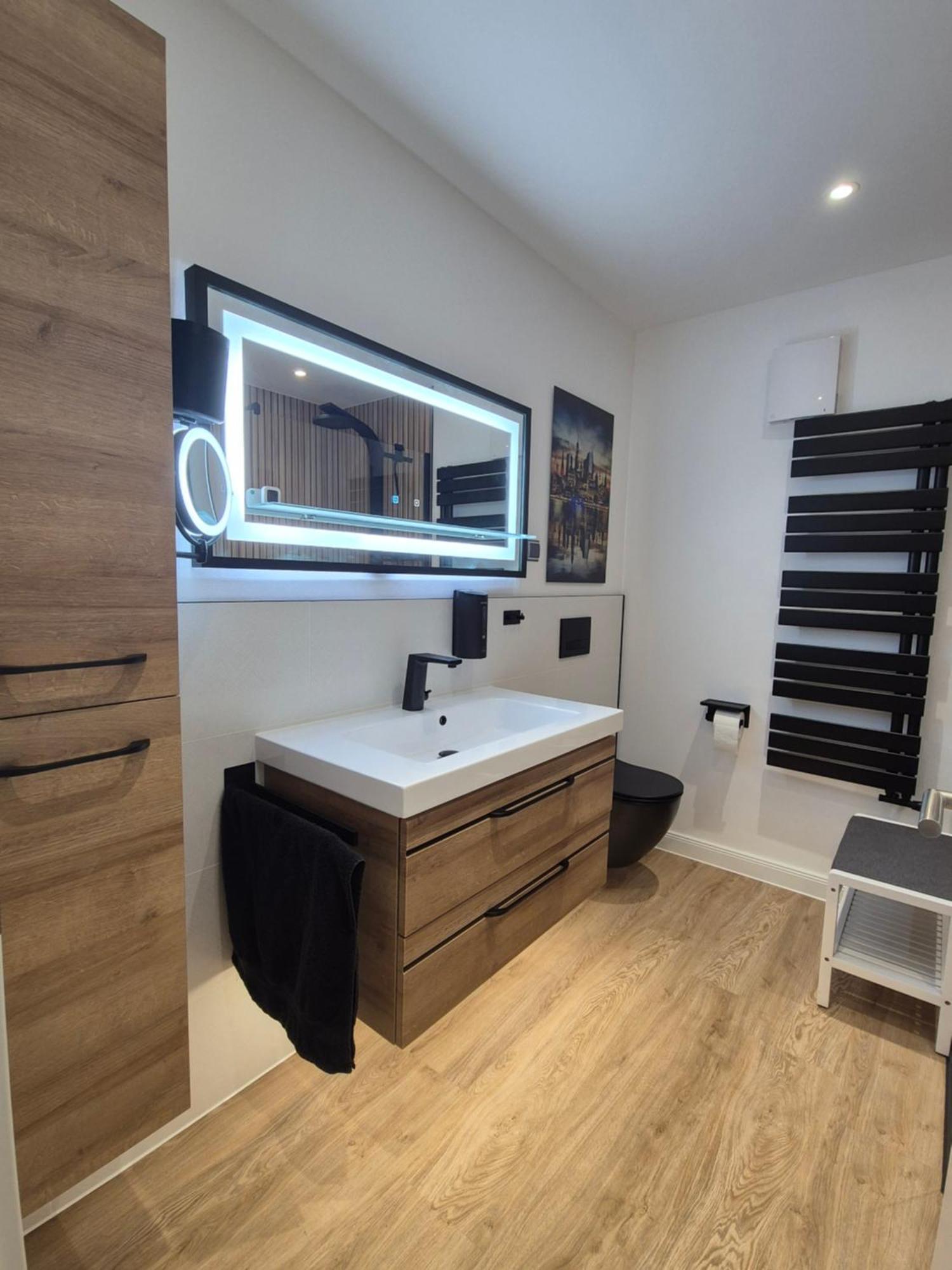 Tolle 125M² Erdgeschosswohnung Im Einzelhaus Кальтенкирхен Экстерьер фото